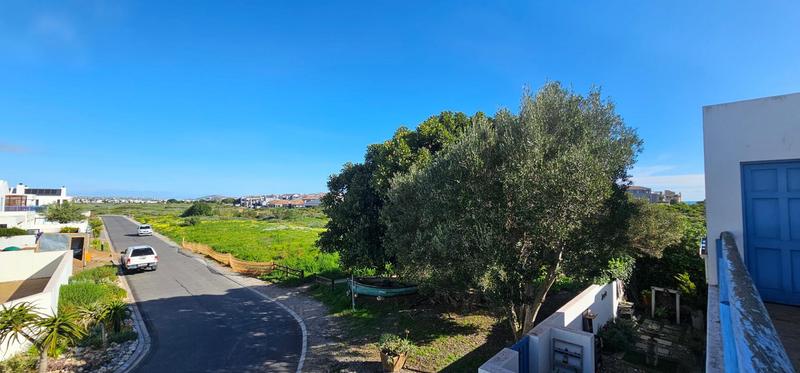 4 Bedroom Property for Sale in Blue Lagoon Western Cape